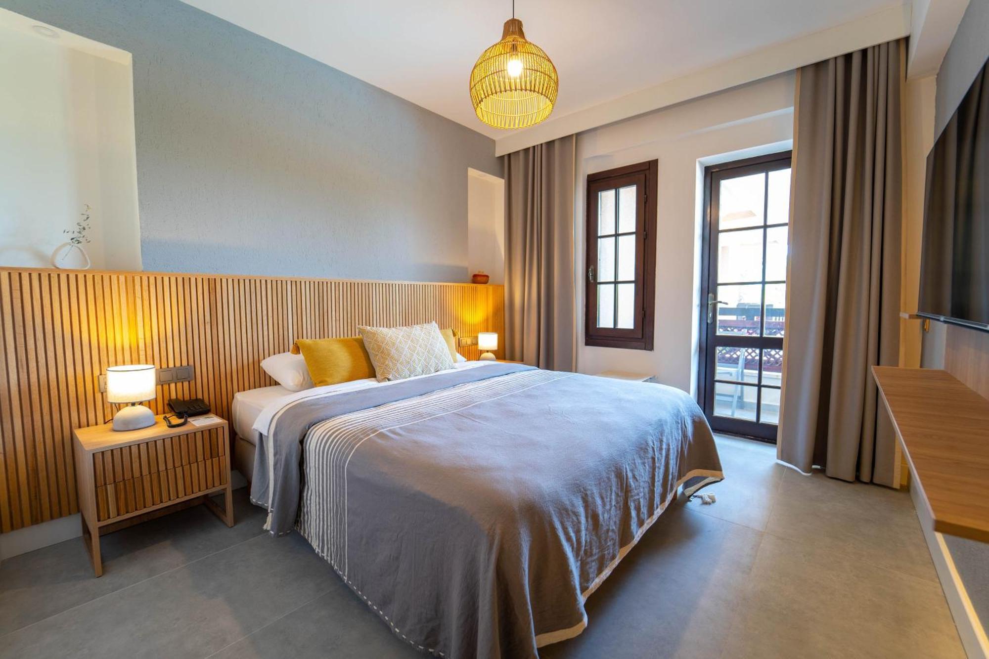 Hotel Club-E Фетхие Экстерьер фото